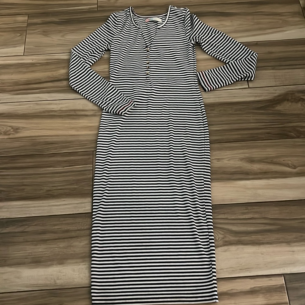 FP BEACH Midi Women's Striped Long Sleeve Black & White Fitted Dress
